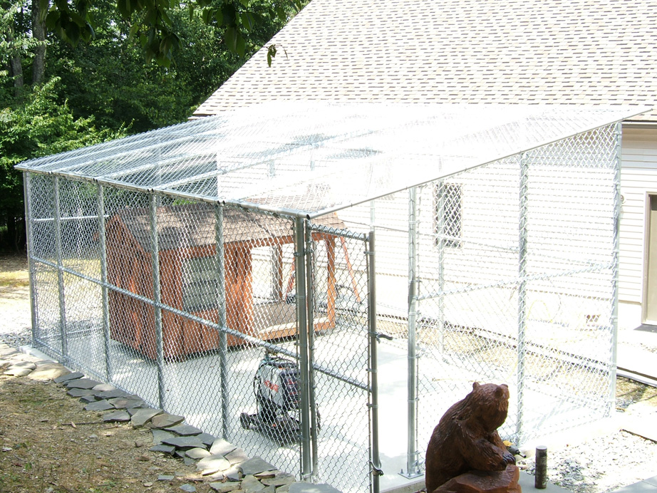 Galvanized Enclosure for Dogs